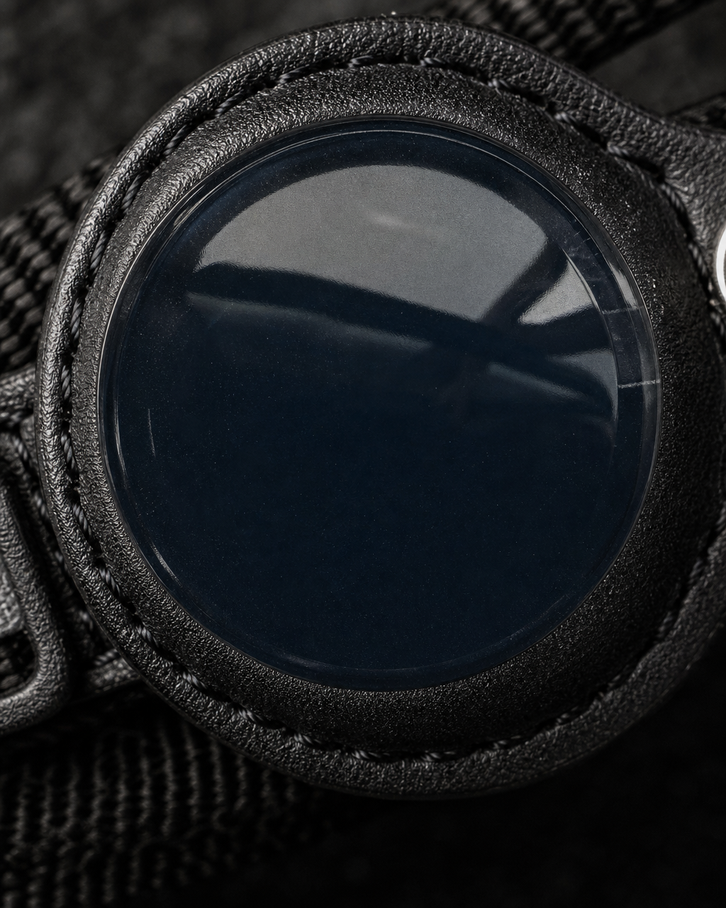 Bluetooth Cat Tracker Tuscania — close-up detail